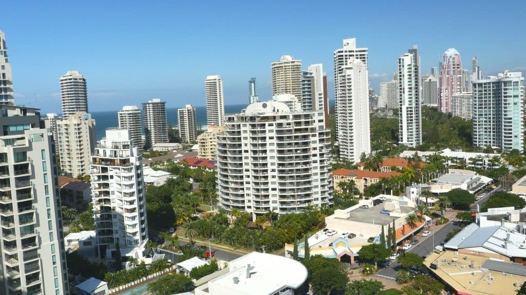 29 Hughes Avenue, Main Beach QLD 4217, Main Beach - Thumbnail 4
