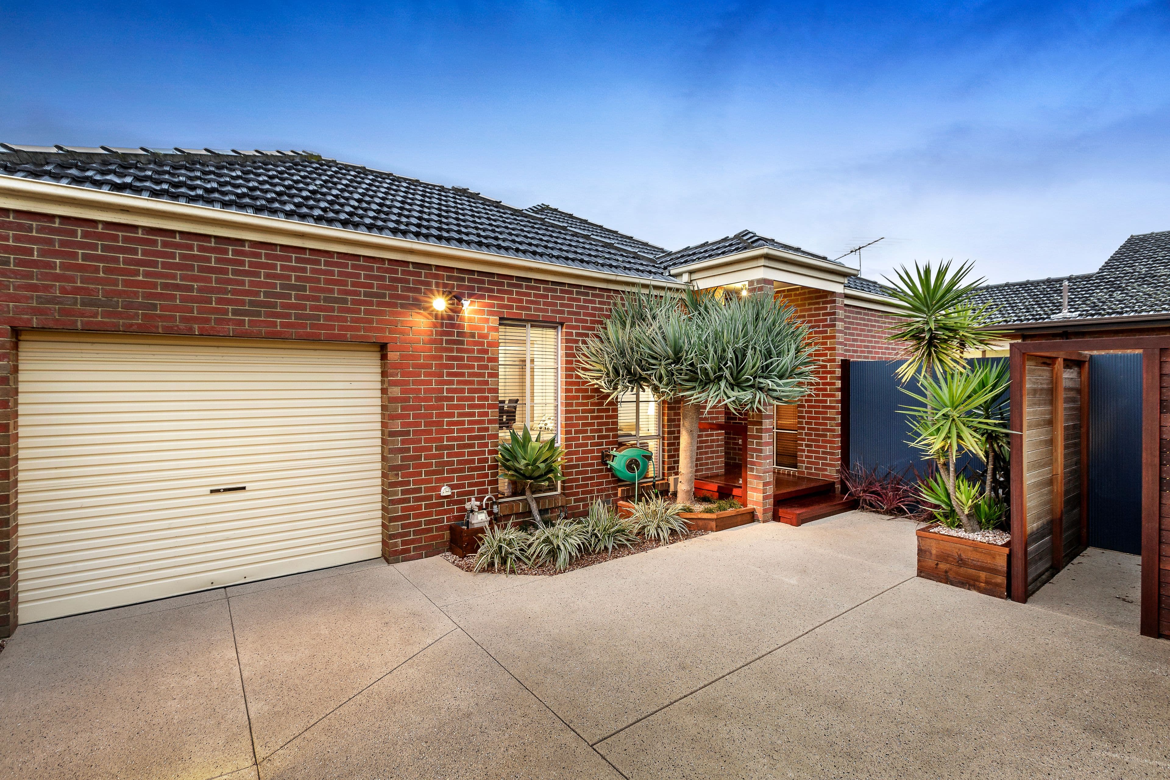 8A Camden Road, Hughesdale VIC 3166, Hughesdale - Image 1