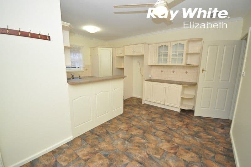 55 St Leonard Crescent, Elizabeth Downs SA 5113, Elizabeth Downs - Thumbnail 7