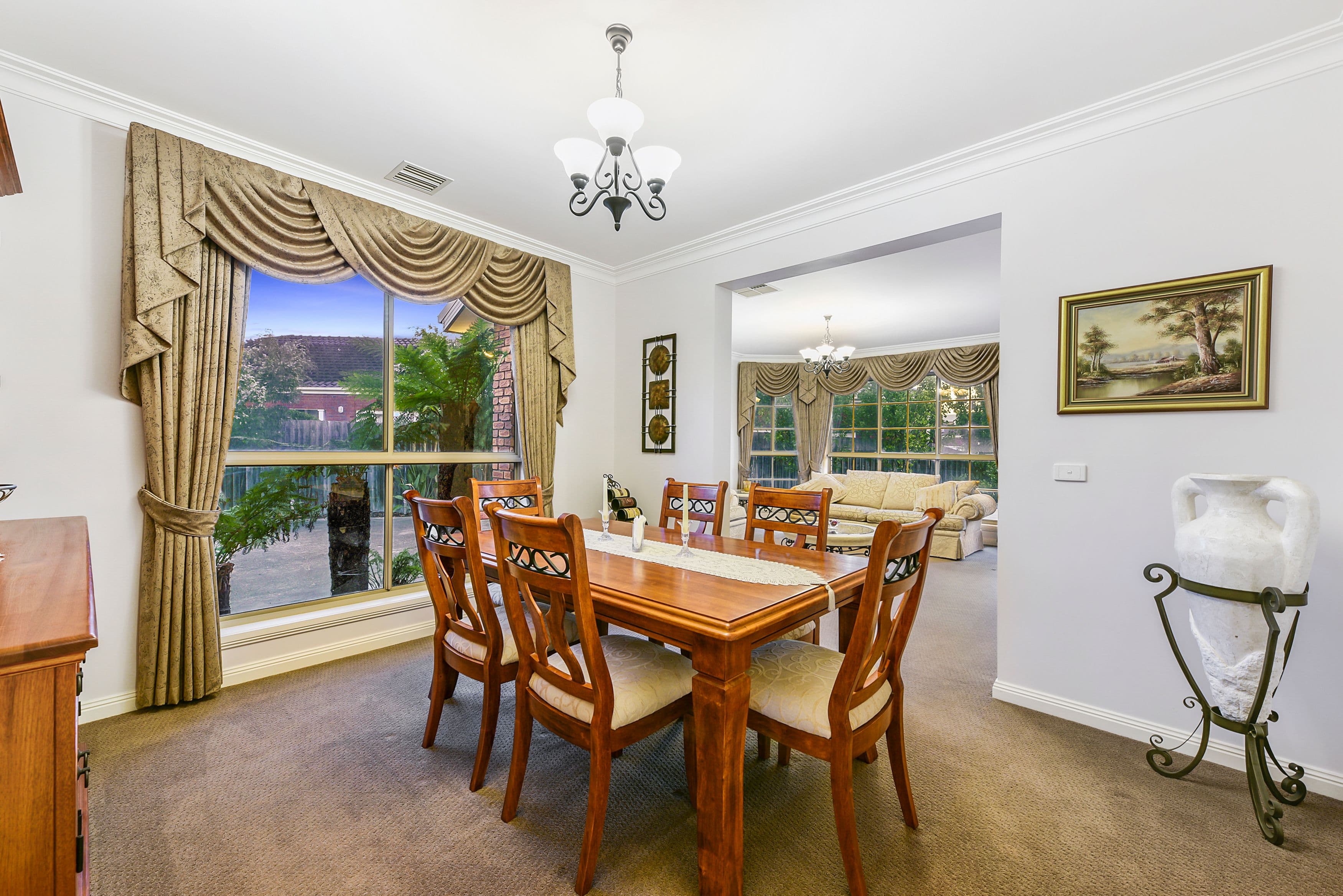 14 Plenty Close, Taylors Lakes VIC 3038, Taylors Lakes - Thumbnail 4