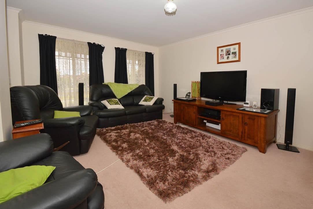 20 Anderson Road, SUNBURY VIC 3429, Sunbury - Thumbnail 2