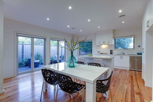 42 Tambo Avenue, RESERVOIR VIC 3073, Reservoir - Thumbnail 3