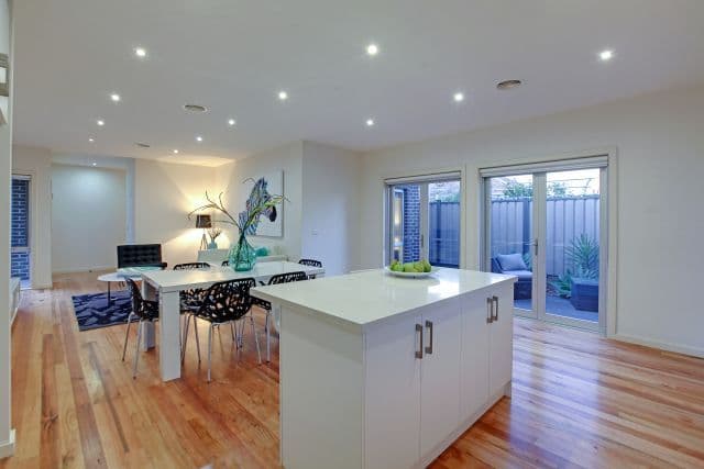 42 Tambo Avenue, RESERVOIR VIC 3073, Reservoir - Thumbnail 6