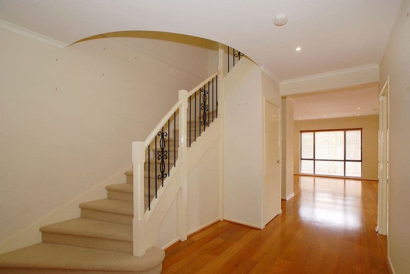13 Livorno Lane, POINT COOK VIC 3030, Point Cook - Thumbnail 3