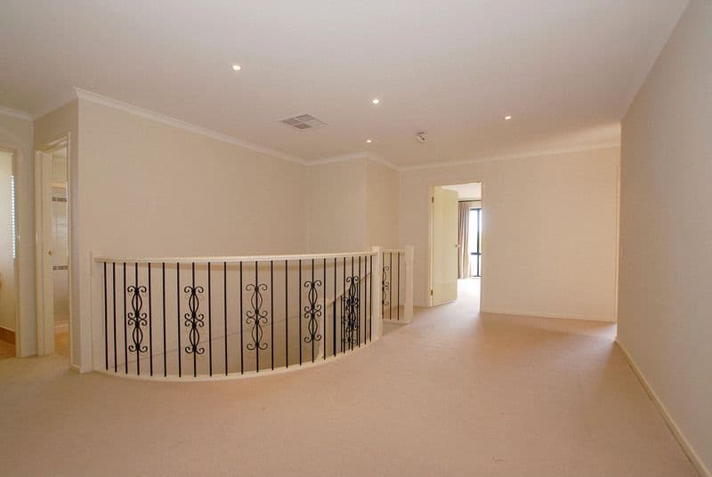 13 Livorno Lane, POINT COOK VIC 3030, Point Cook - Thumbnail 5