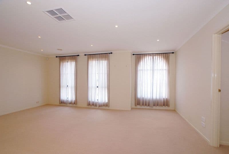 13 Livorno Lane, POINT COOK VIC 3030, Point Cook - Thumbnail 7