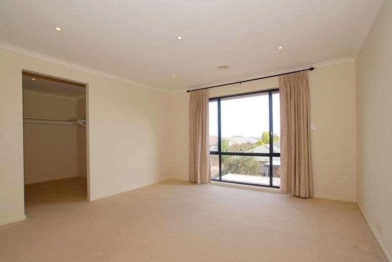 13 Livorno Lane, POINT COOK VIC 3030, Point Cook - Thumbnail 8