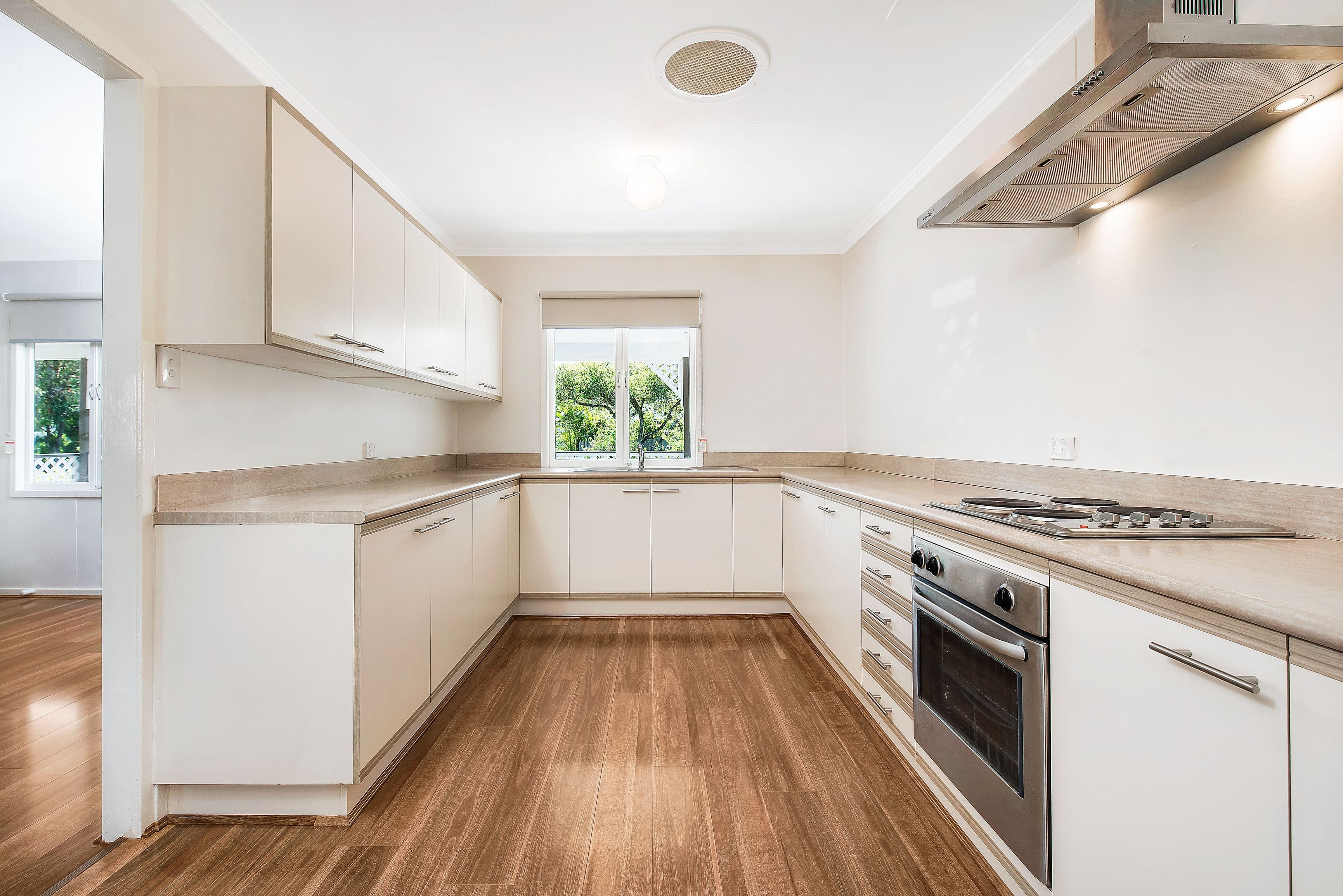 32 Pownall Crescent, Margate QLD 4019, Margate - Thumbnail 4
