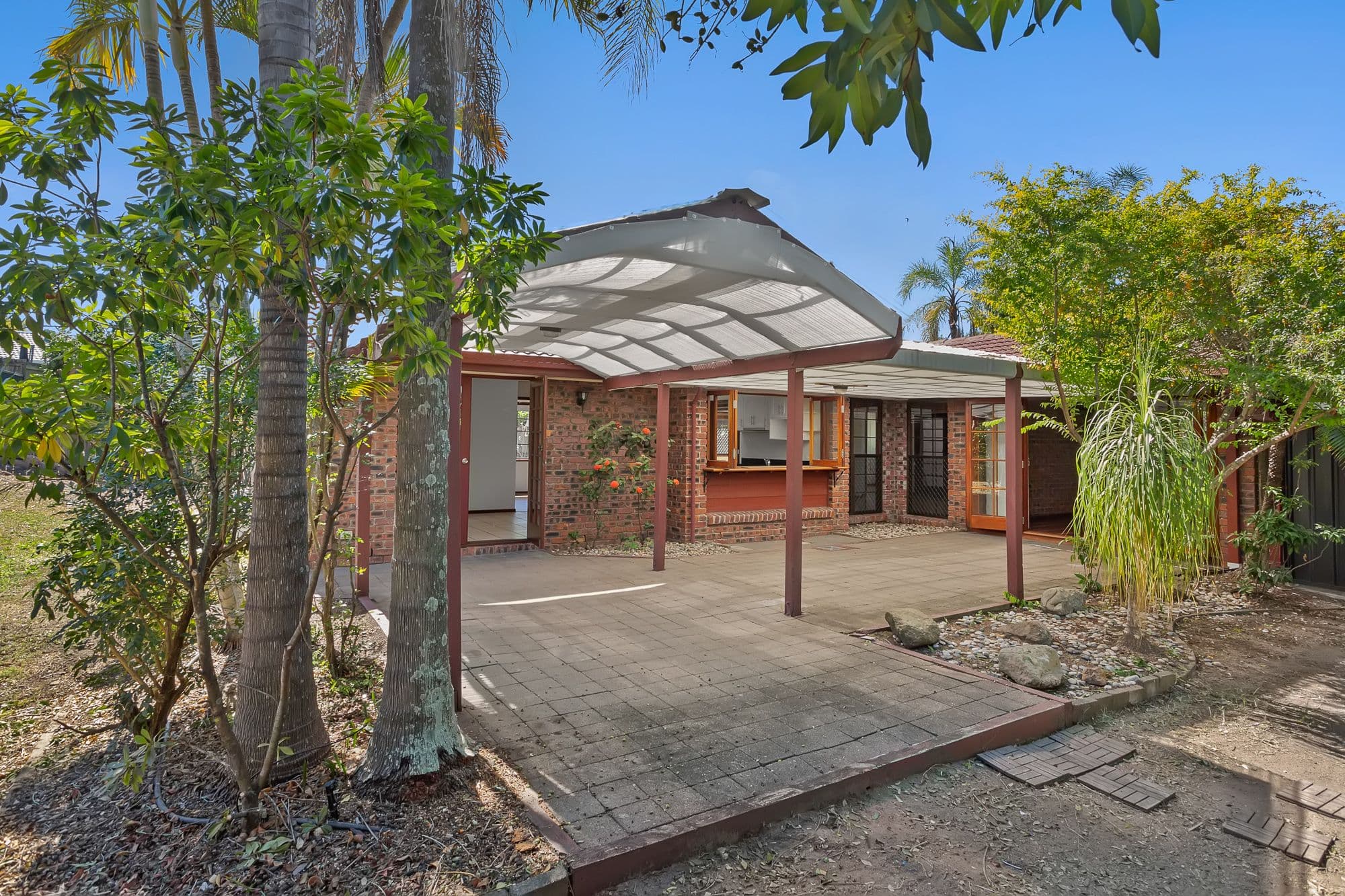 22 Avondale Road, Sinnamon Park QLD 4073, Sinnamon Park - Thumbnail 3