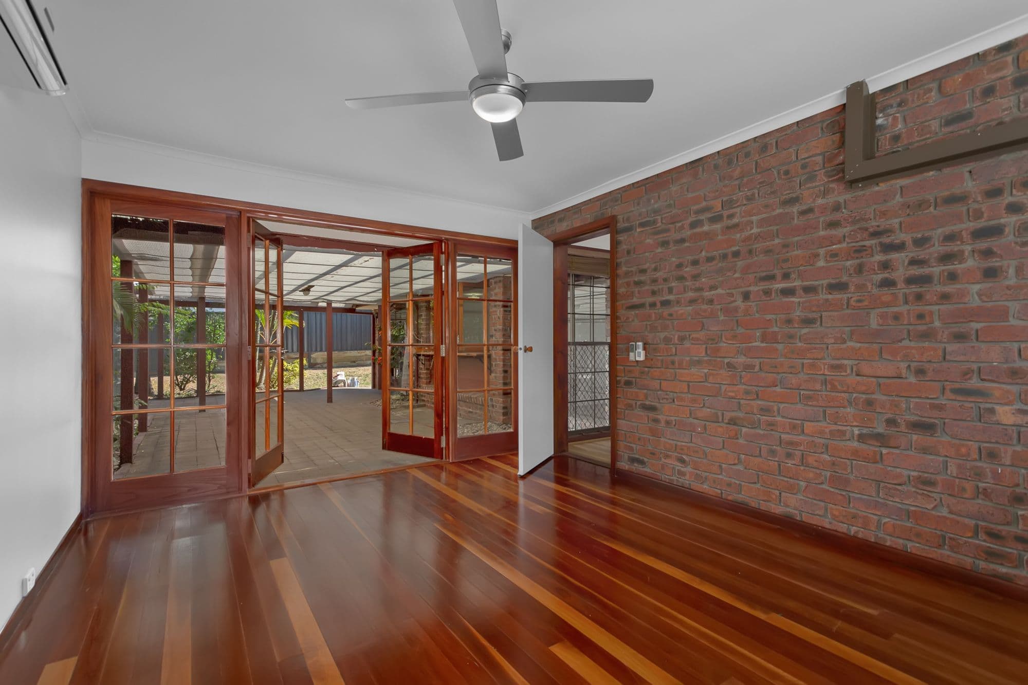 22 Avondale Road, Sinnamon Park QLD 4073, Sinnamon Park - Thumbnail 4