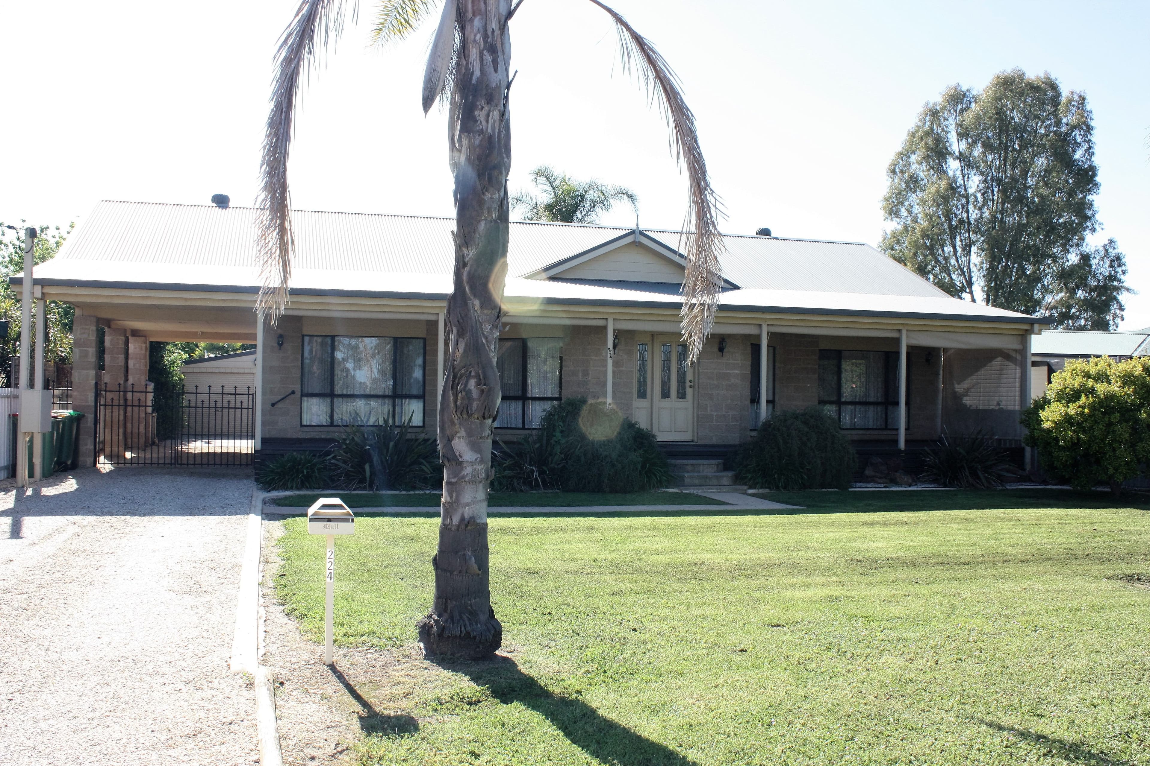 224 Adams Street, Corowa - Image 1