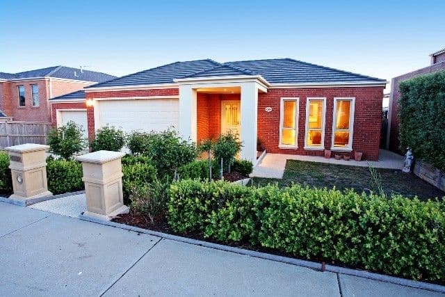 16 Palmerston Place, HIGHTON VIC 3216, Highton - Image 1