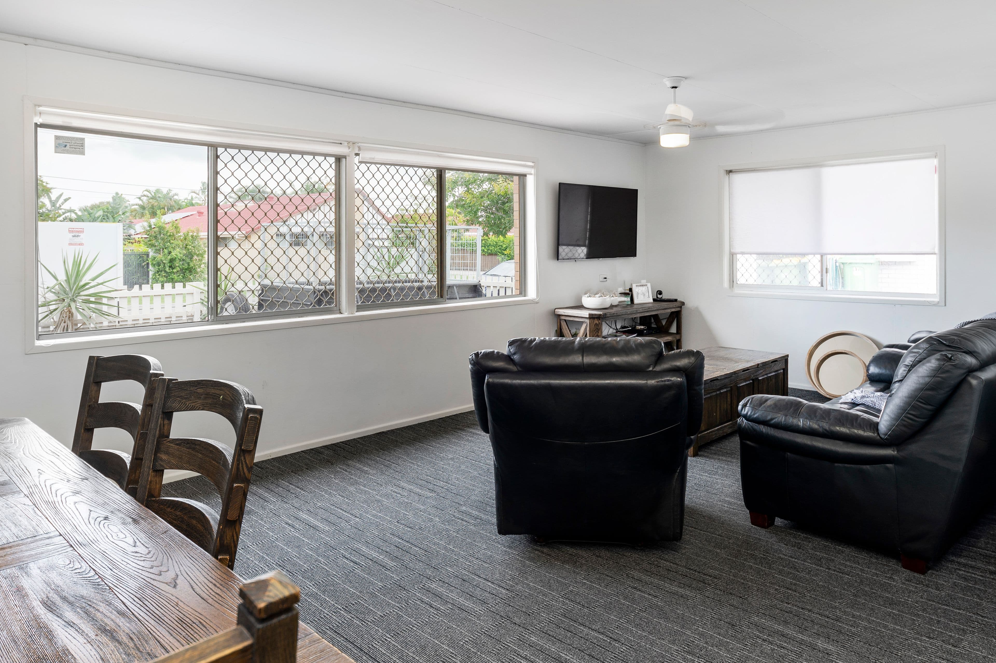 55 Milton Avenue, Paradise Point QLD 4216, Paradise Point - Thumbnail 2