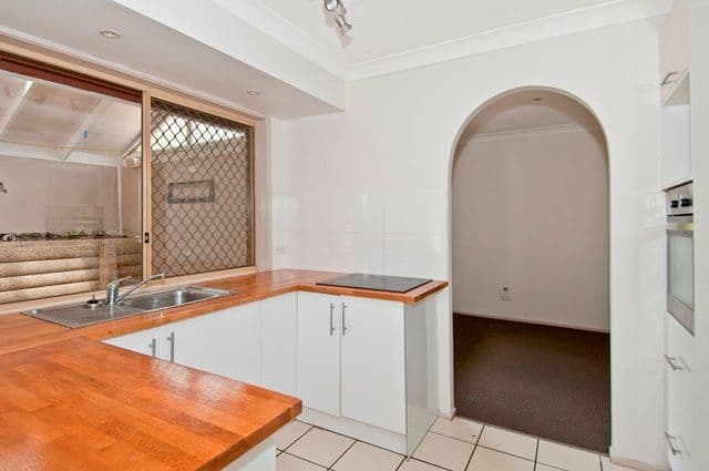 34 Adelong Road, Shailer Park QLD 4128, Shailer Park - Thumbnail 2