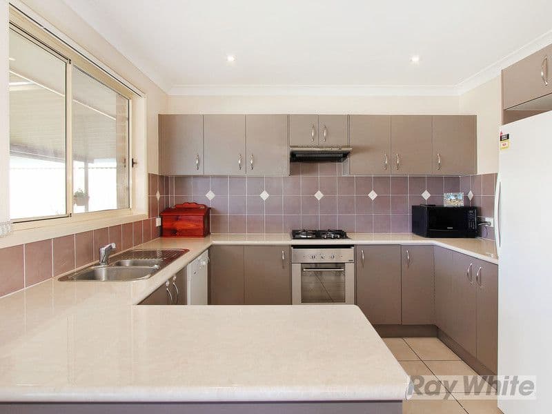 13 Warburton Drive, WESTDALE NSW 2340, Westdale - Thumbnail 3