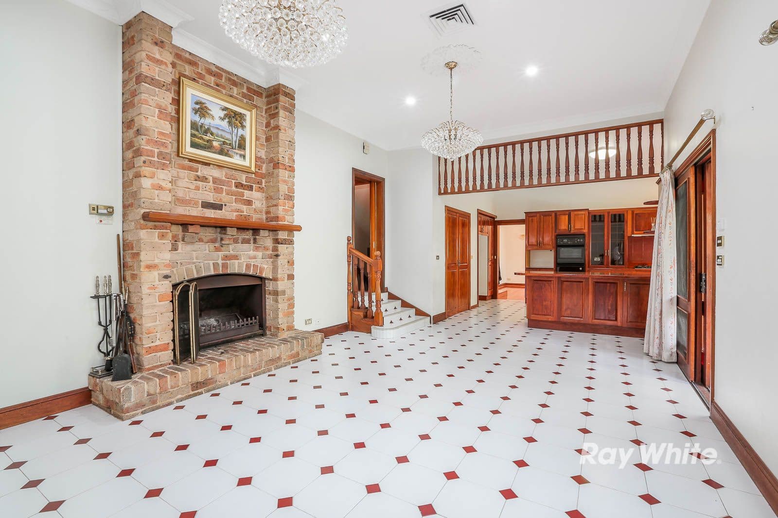 12 Ferngreen Way, Castle Hill - Thumbnail 2