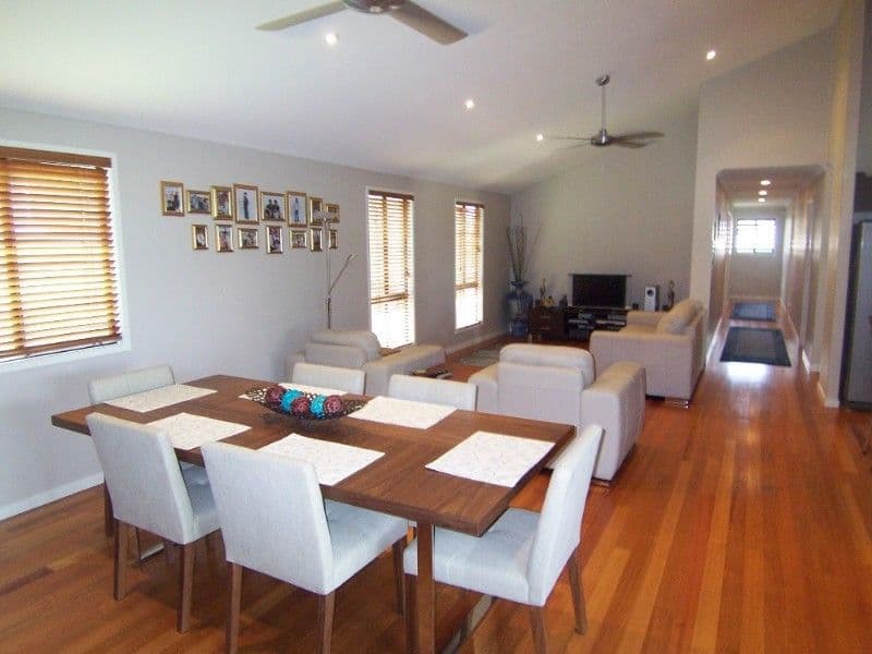 23 Perkins Street, UPPER MOUNT GRAVATT QLD 4122, Upper Mount Gravatt - Thumbnail 3