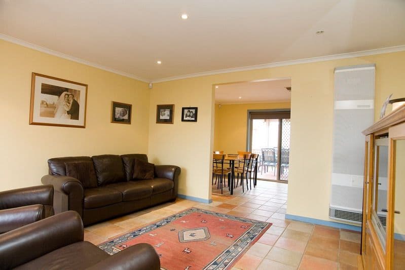 7 Westleigh Court, MILL PARK VIC 3082, Mill Park - Thumbnail 3