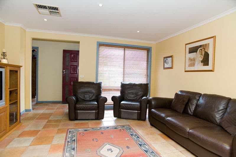 7 Westleigh Court, MILL PARK VIC 3082, Mill Park - Thumbnail 4