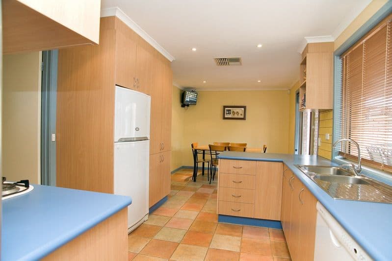 7 Westleigh Court, MILL PARK VIC 3082, Mill Park - Thumbnail 8