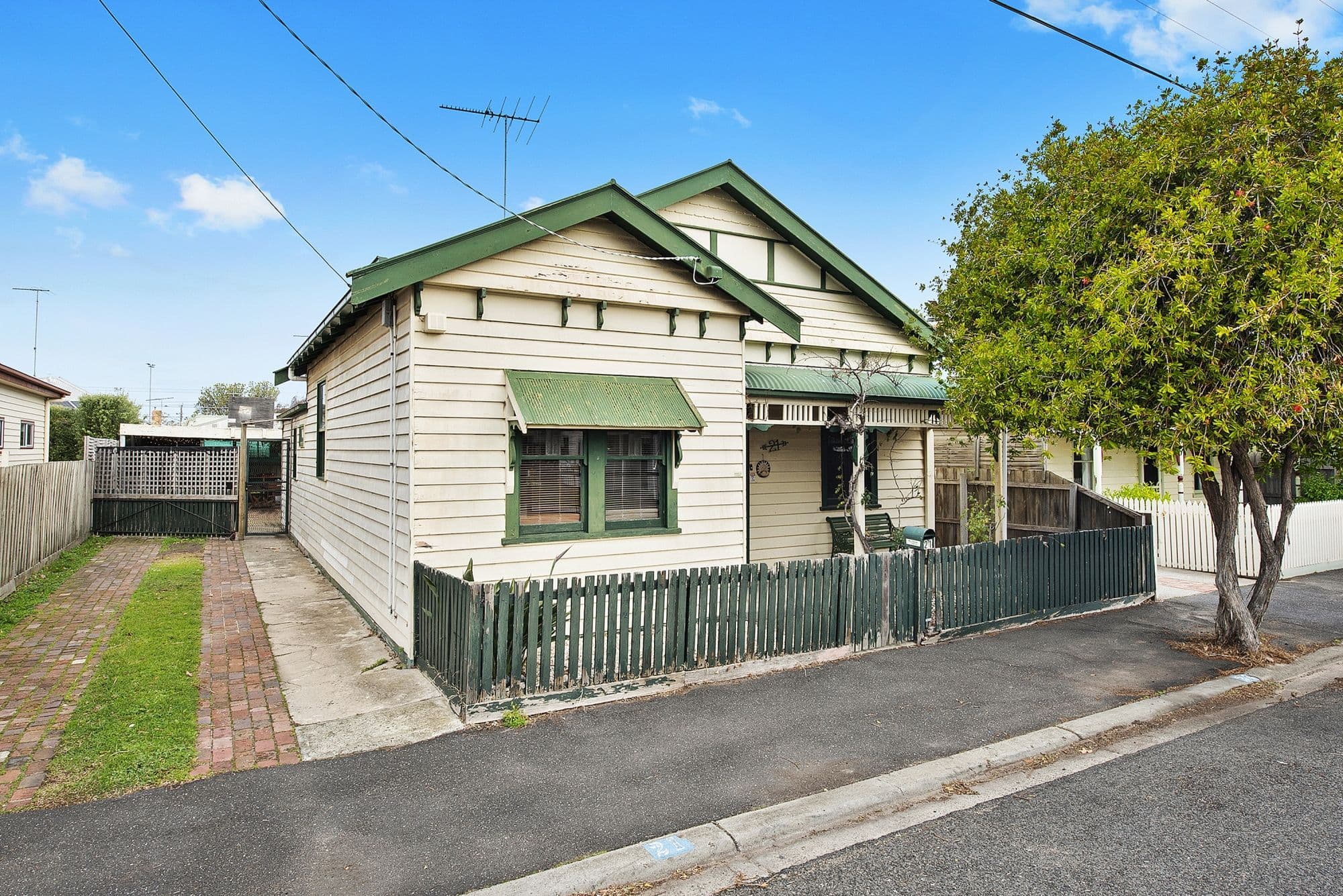 21 Darling Street, East Geelong VIC 3219, East Geelong - Image 1