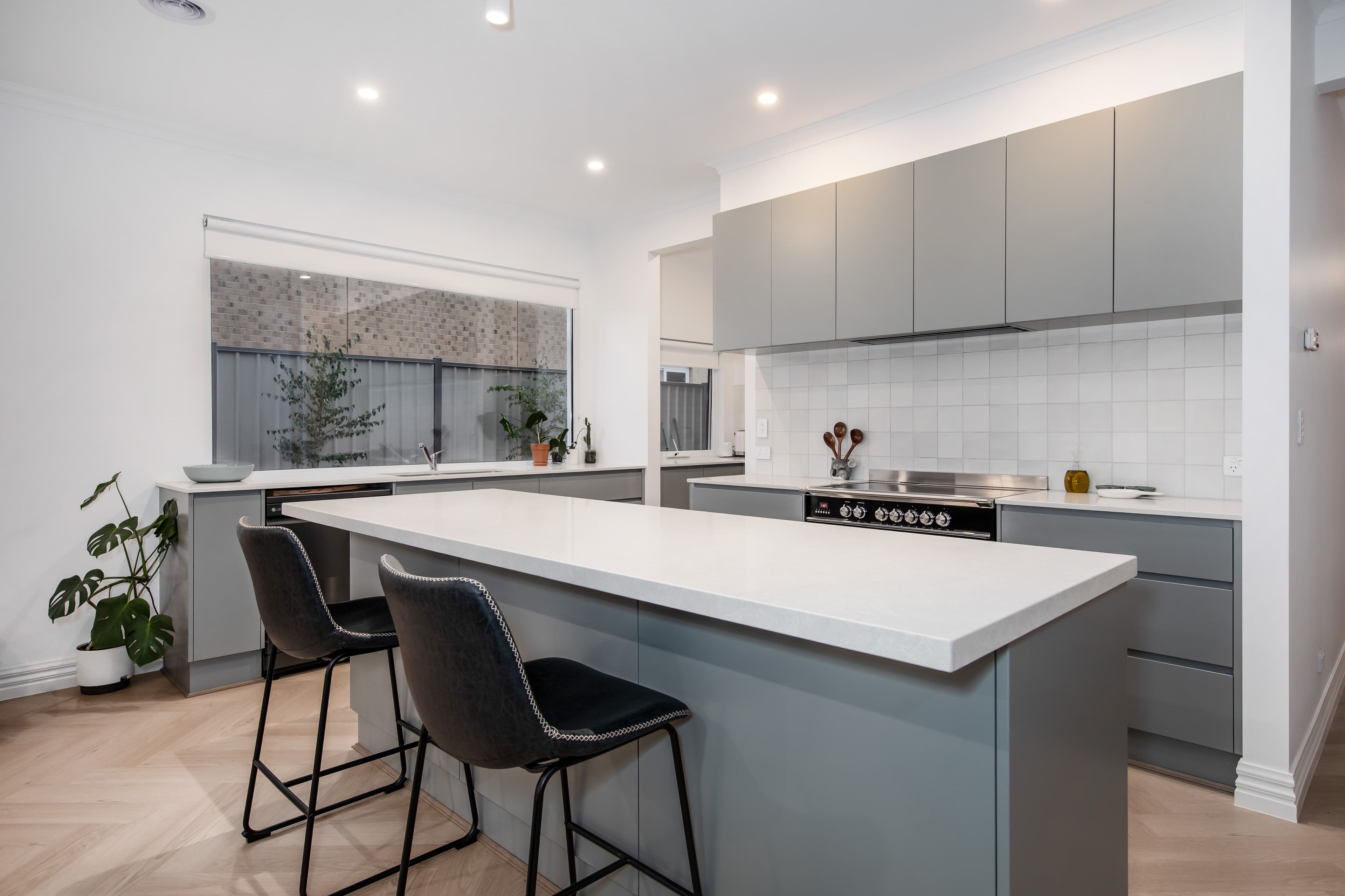 10 Yirrangan Road, Sunbury VIC 3429, Sunbury - Thumbnail 3