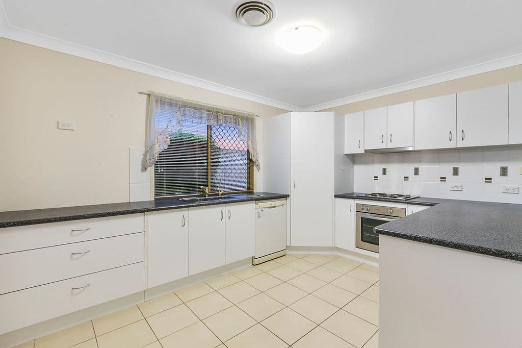 23 Carnation Street, Wynnum QLD 4178, Wynnum - Thumbnail 3