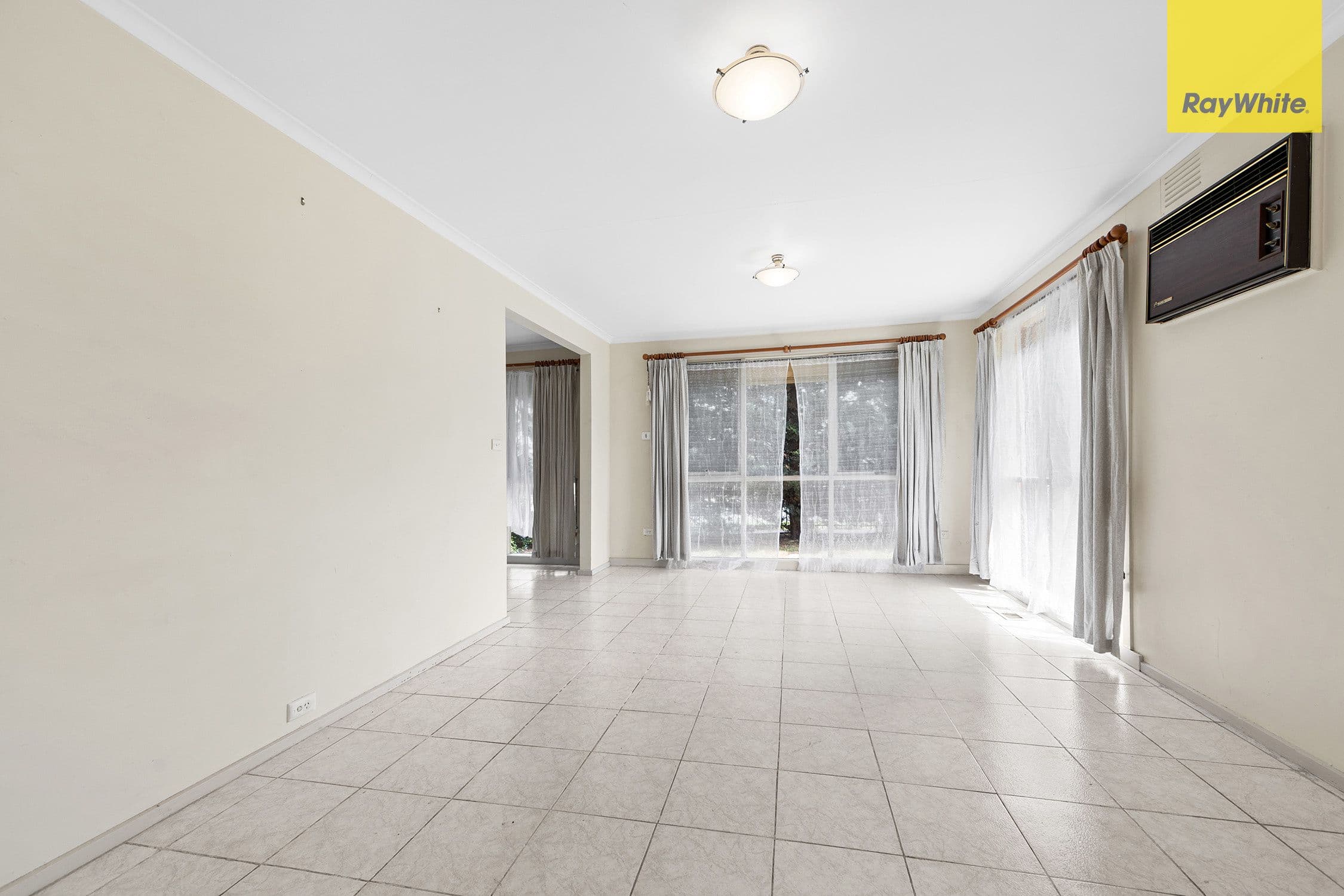 26 Corunna Avenue, St Albans VIC 3021, St Albans - Thumbnail 3