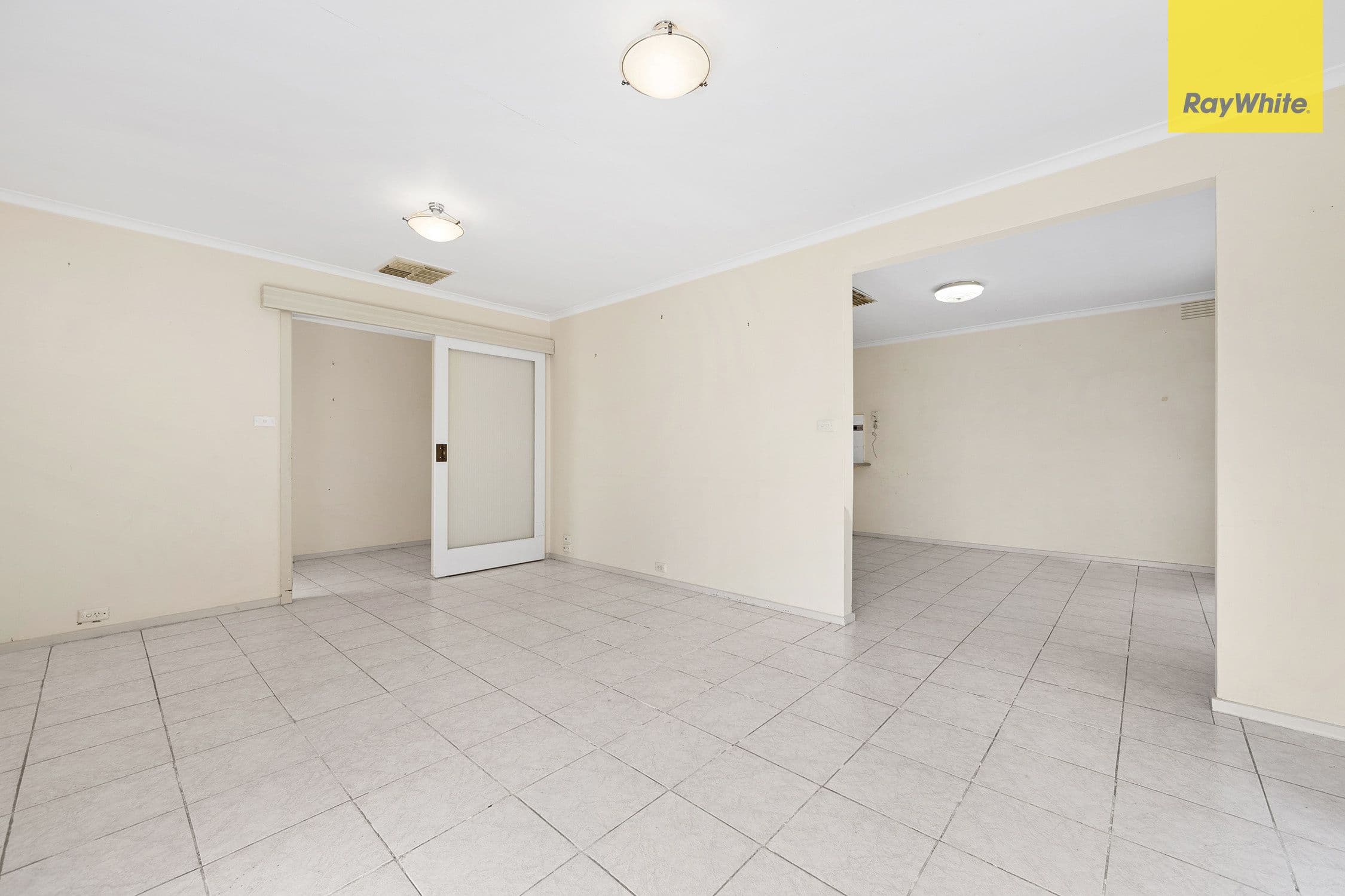 26 Corunna Avenue, St Albans VIC 3021, St Albans - Thumbnail 4