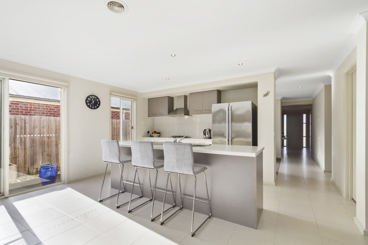 10 Roscommon Drive, Traralgon VIC 3844, Traralgon - Thumbnail 4