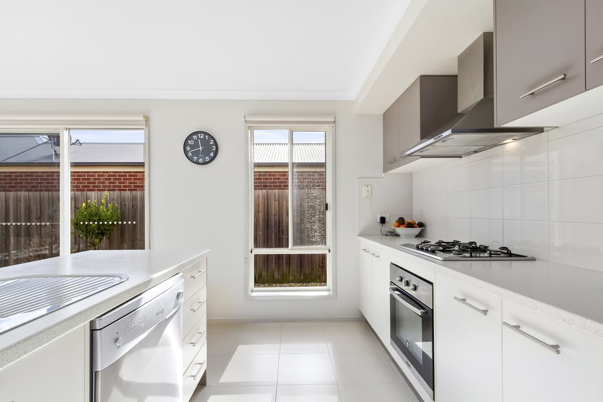 10 Roscommon Drive, Traralgon VIC 3844, Traralgon - Thumbnail 6