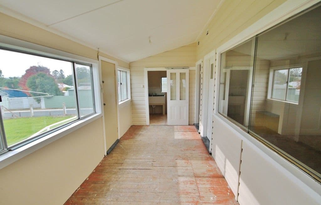 87 Berthong Street, Young NSW 2594, Young - Thumbnail 7