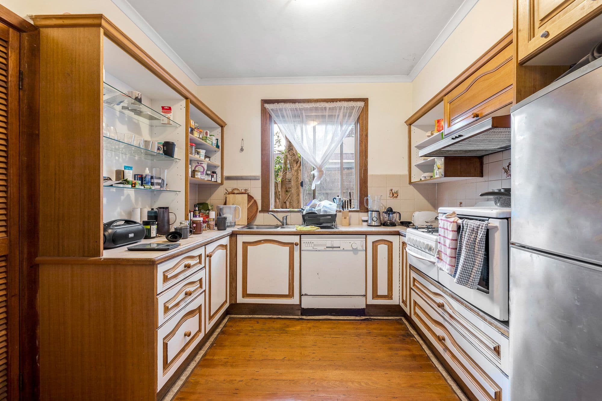 2 Devon Street, Box Hill South VIC 3128, Box Hill South - Thumbnail 2