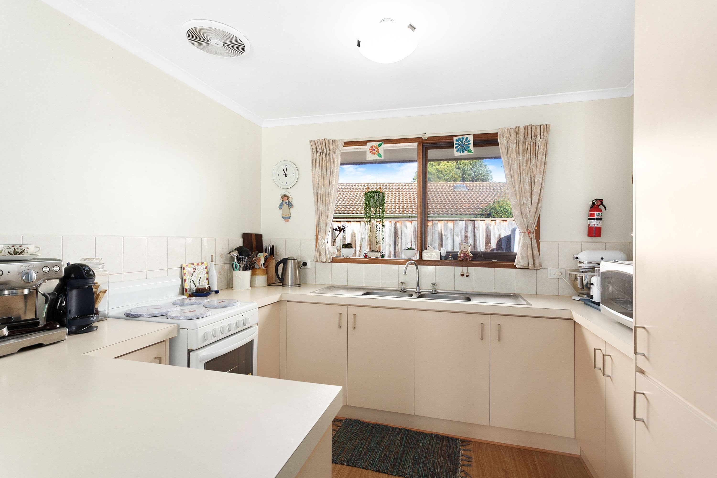 9 Guest Road, Pakenham VIC 3810, Pakenham - Thumbnail 3