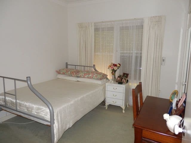 7 Pine Street, ECHUCA VIC 3564, Echuca - Thumbnail 6