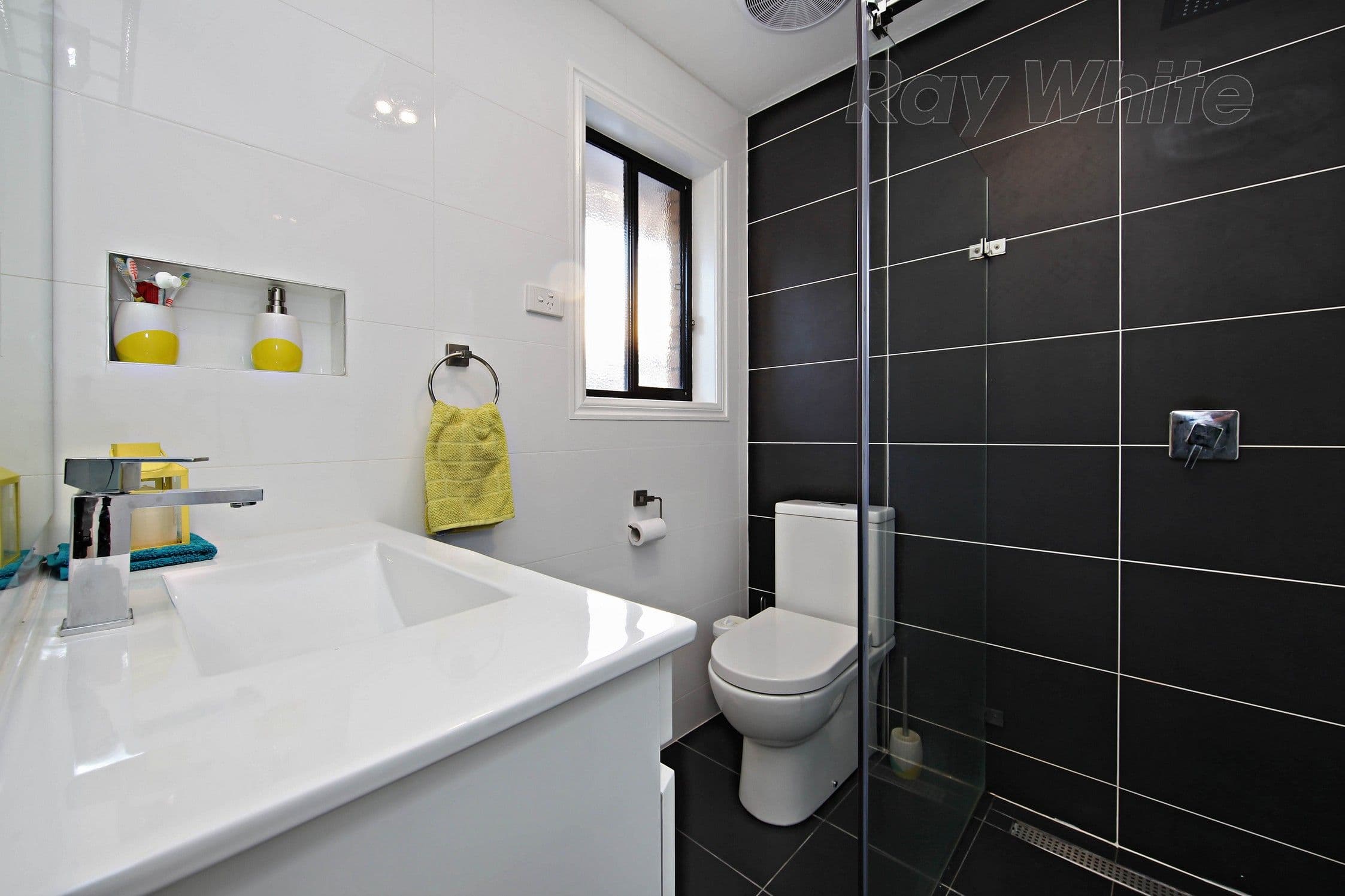 5 East Cornhill Drive, Point Cook VIC 3030, Point Cook - Thumbnail 5