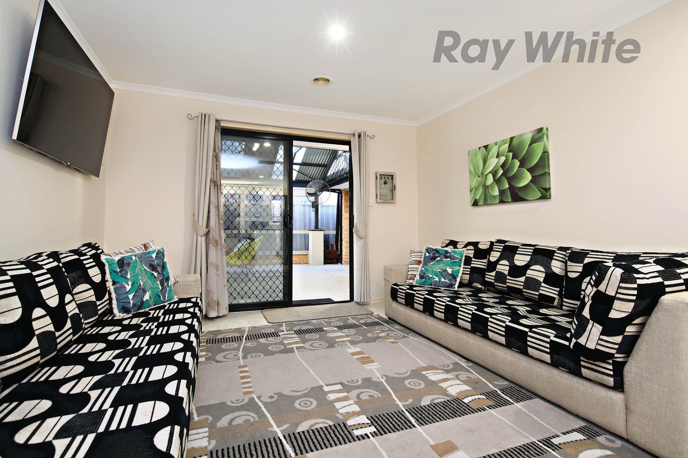5 East Cornhill Drive, Point Cook VIC 3030, Point Cook - Thumbnail 6