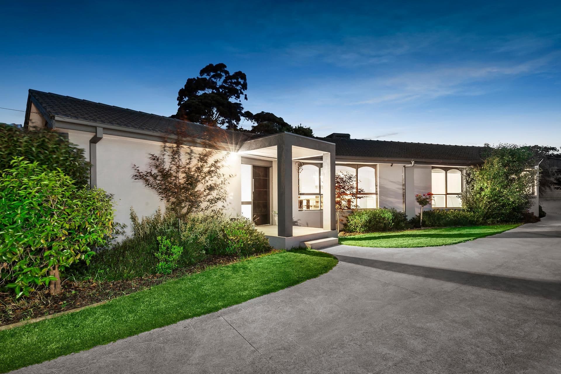 52 Sinclair Road, Bayswater VIC 3153, Bayswater - Image 1