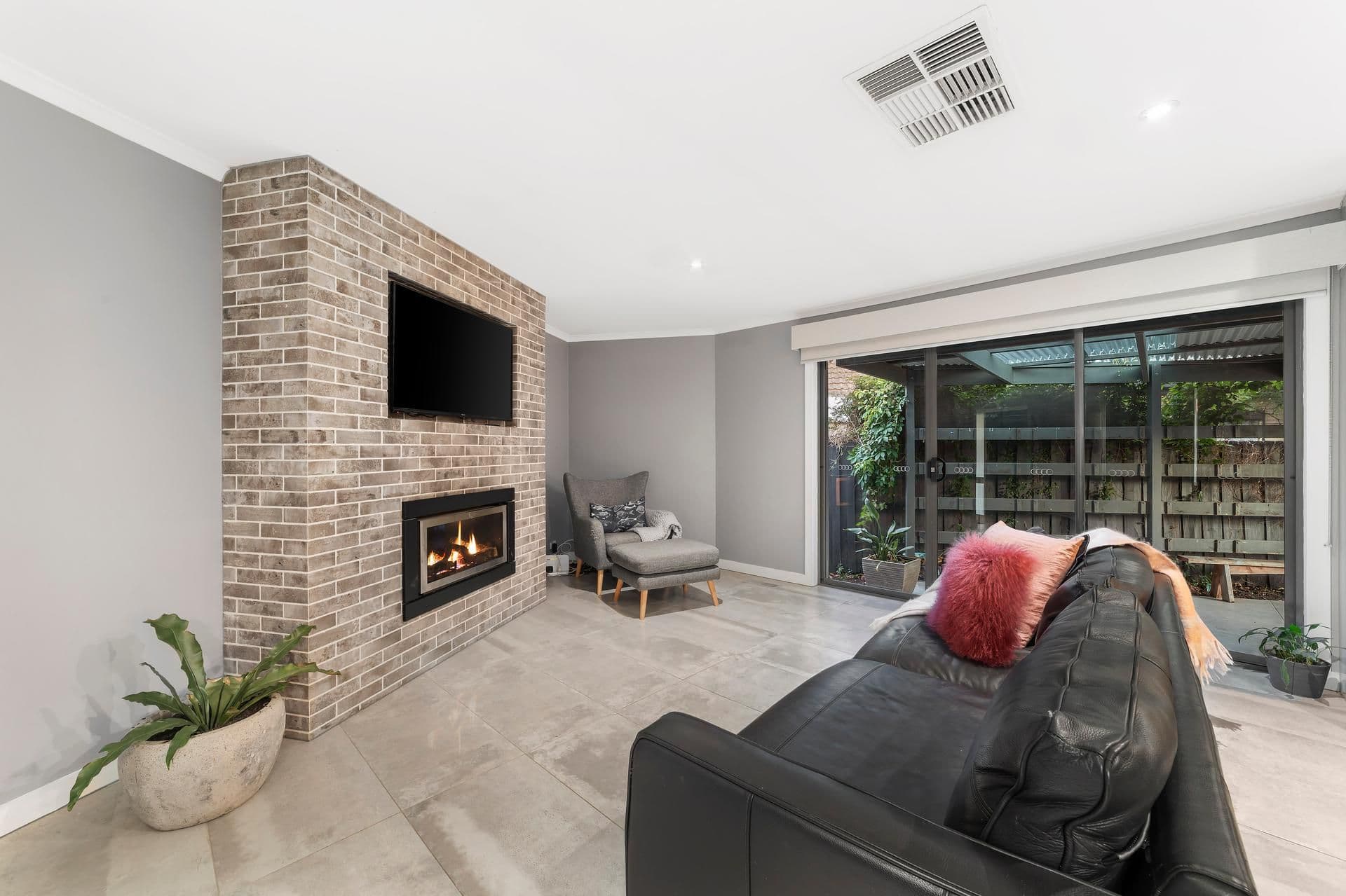 52 Sinclair Road, Bayswater VIC 3153, Bayswater - Thumbnail 4