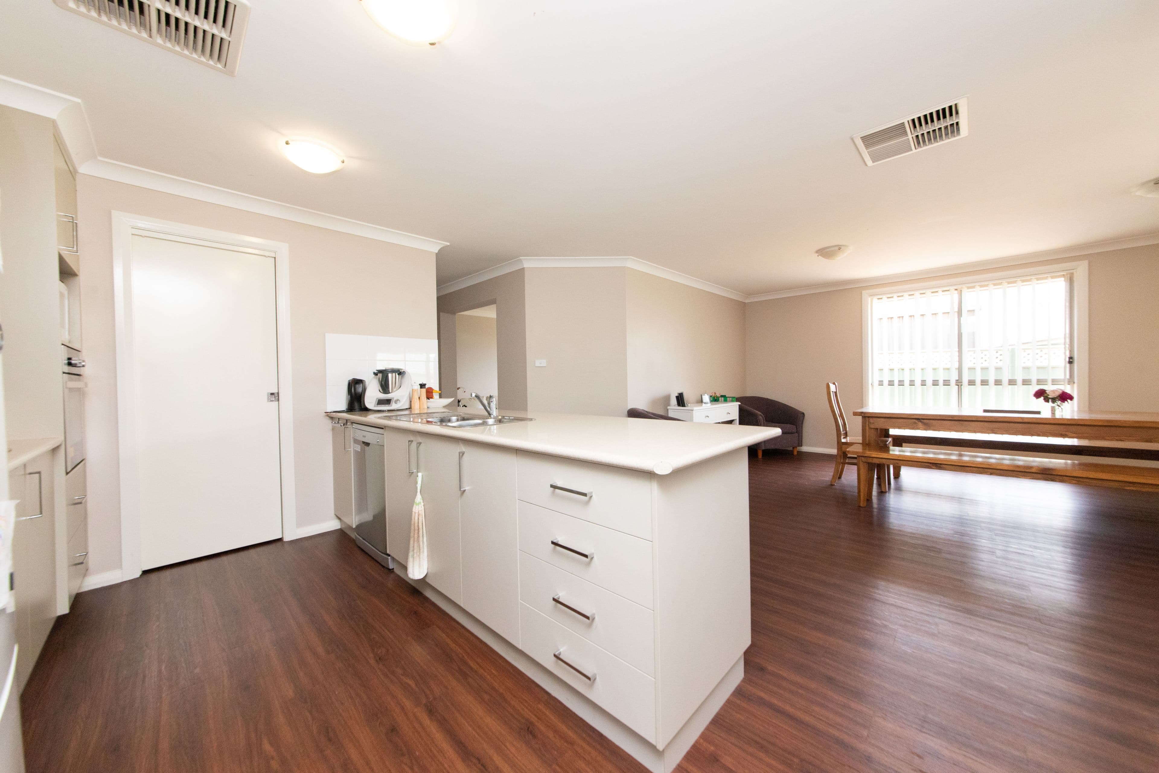 13 Shetland Avenue, Dubbo NSW 2830, Dubbo - Thumbnail 2