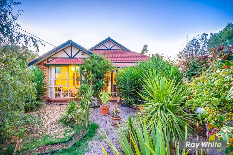 10 Wyena Court, Hoppers Crossing VIC 3029, Hoppers Crossing - Thumbnail 3