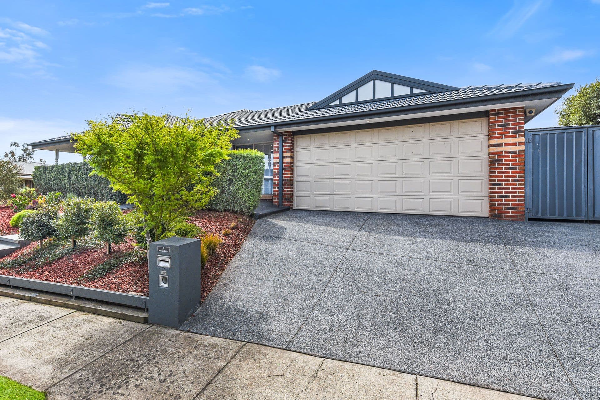 5 Civic Place, Berwick VIC 3806, Berwick - Thumbnail 3