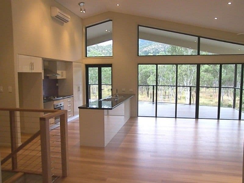 12 Retreat Drive, NORMAN GARDENS QLD 4701, Norman Gardens - Thumbnail 2