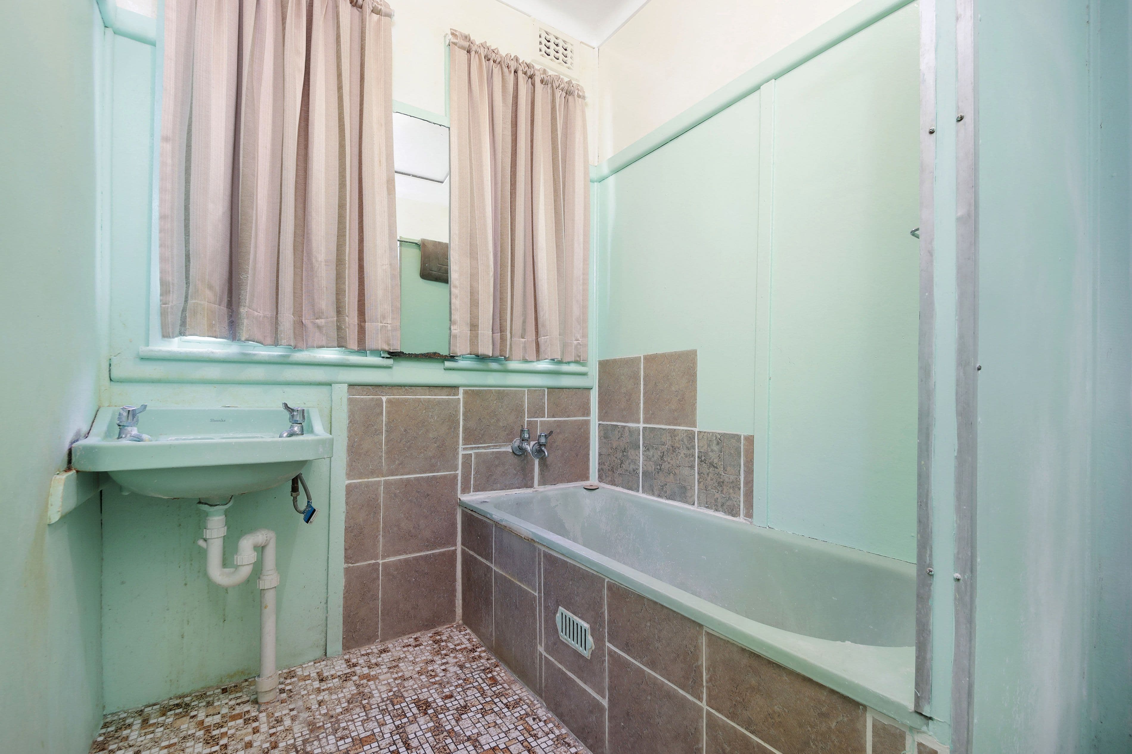 15 Mitcham Road, Bankstown NSW 2200, Bankstown - Thumbnail 5