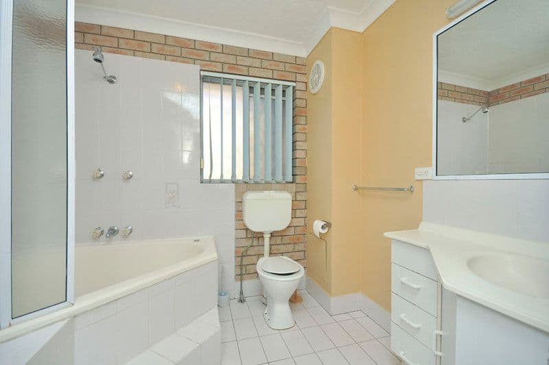 11 Baragoola Street, COORPAROO QLD 4151, Coorparoo - Thumbnail 4