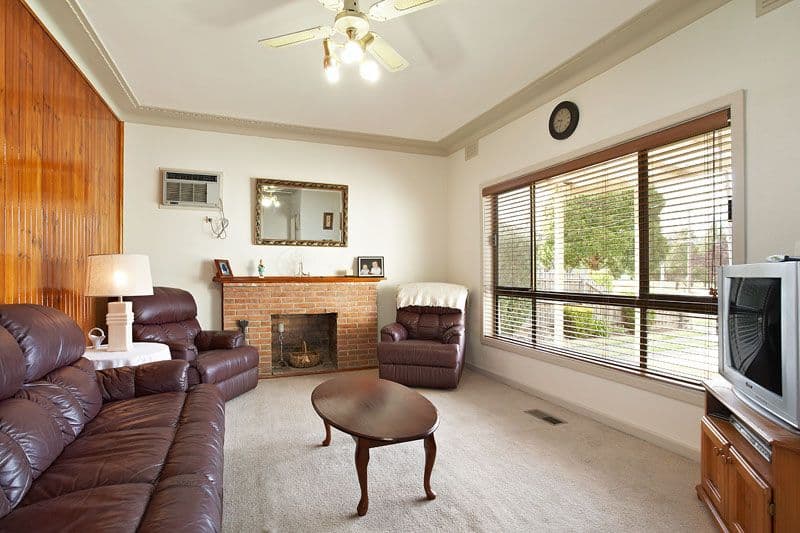16-18 Roslyn Court, Tamborine Mountain - Thumbnail 2
