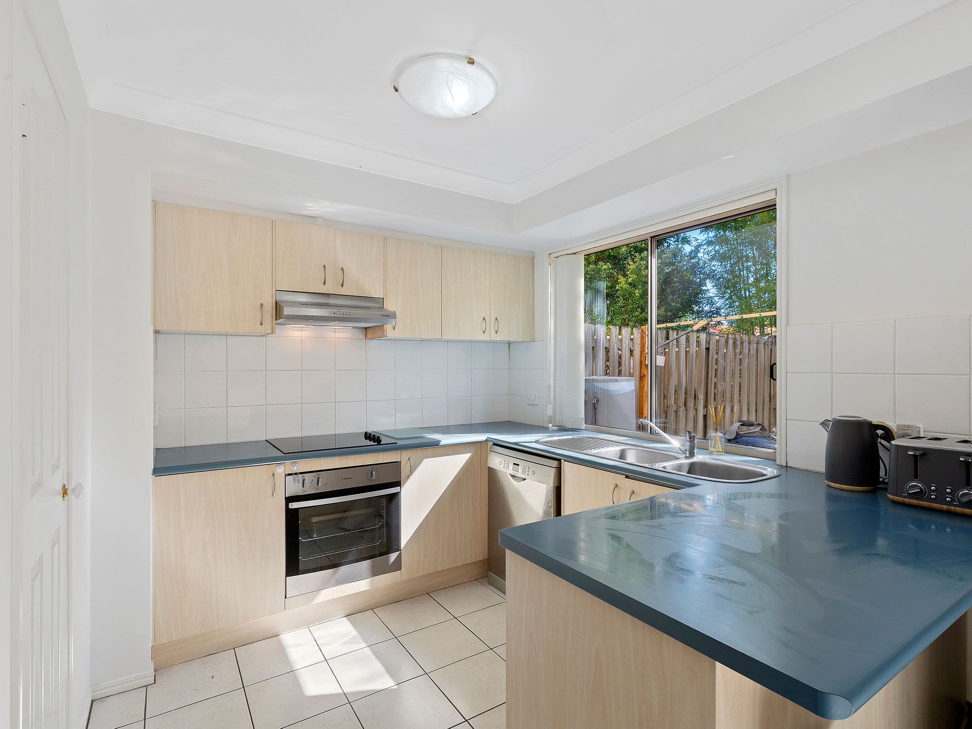 150 Meadowlands Road, Carina QLD 4152, Carina - Thumbnail 2