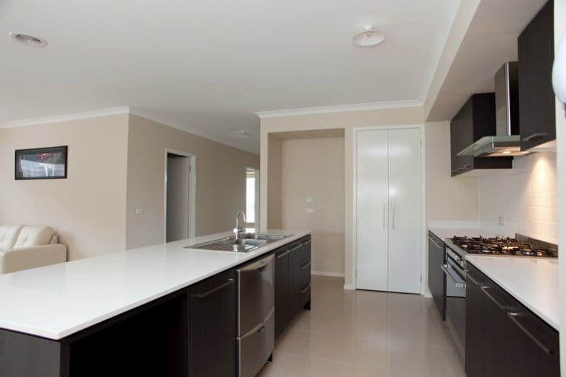 35 Greenfields Drive, EPPING VIC 3076, Epping - Thumbnail 5