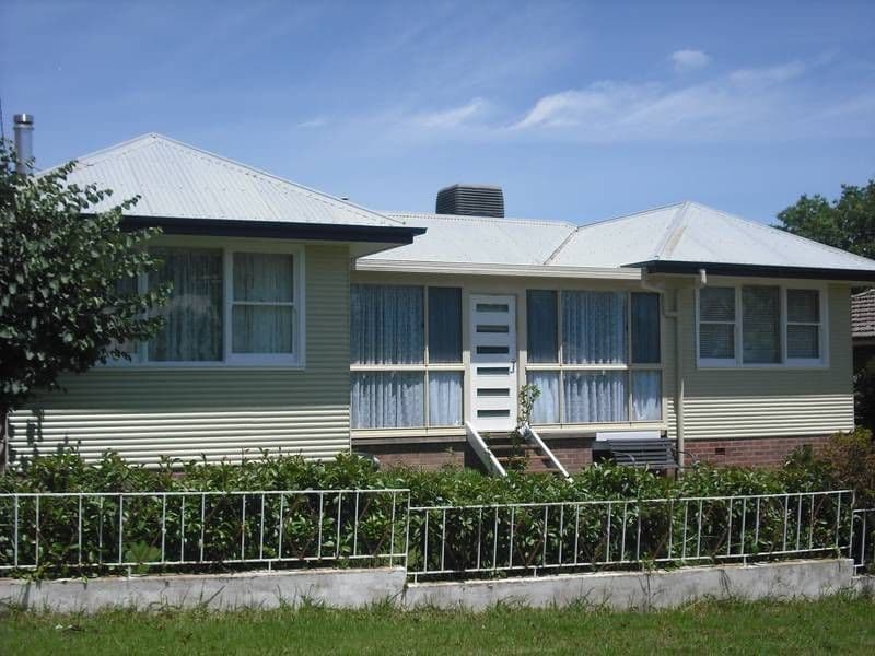 8 Karabah Avenue, YOUNG NSW 2594, Young - Image 1