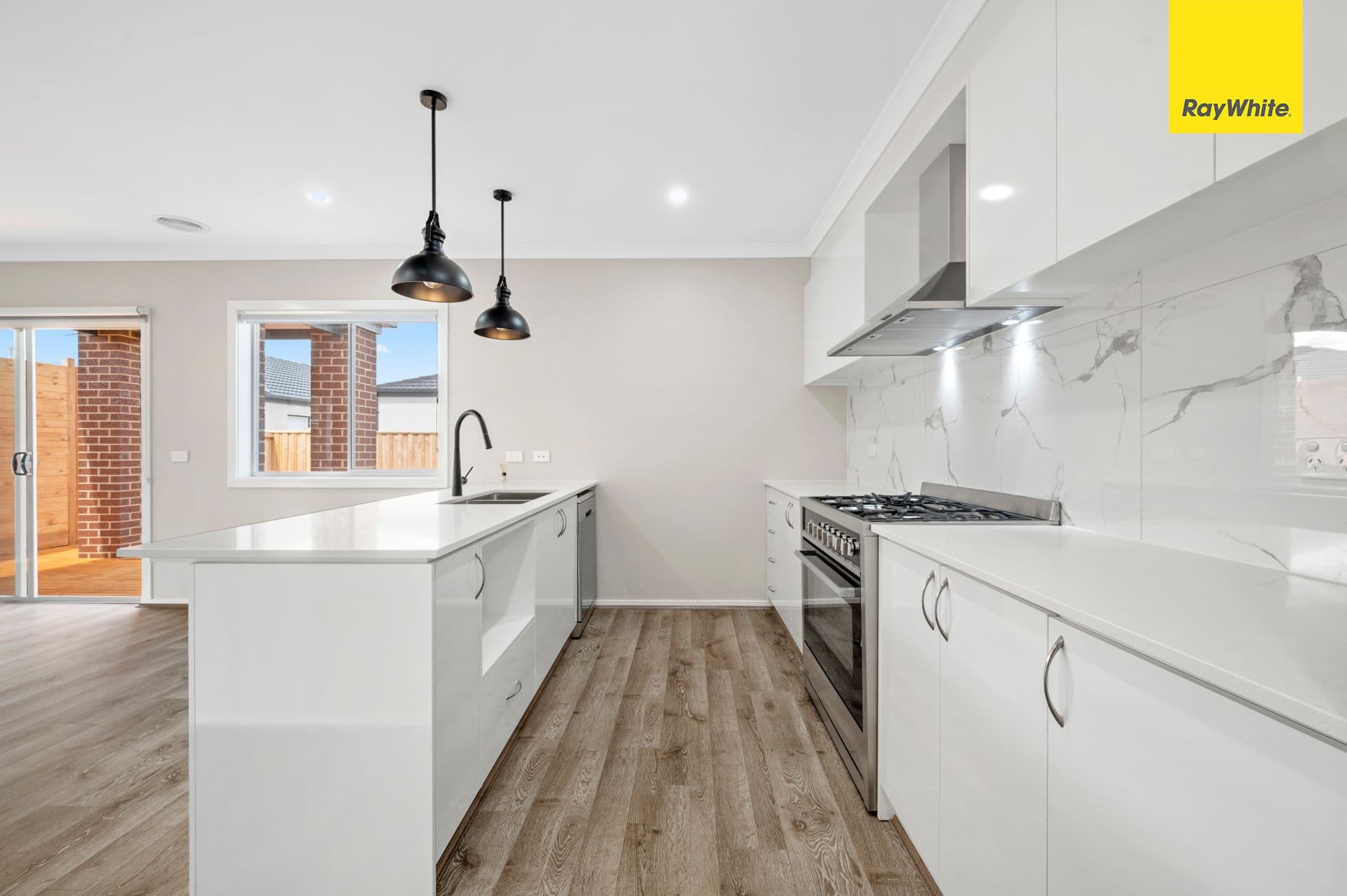 9 Metroon Drive, WEIR VIEWS VIC 3338, Weir Views - Thumbnail 6